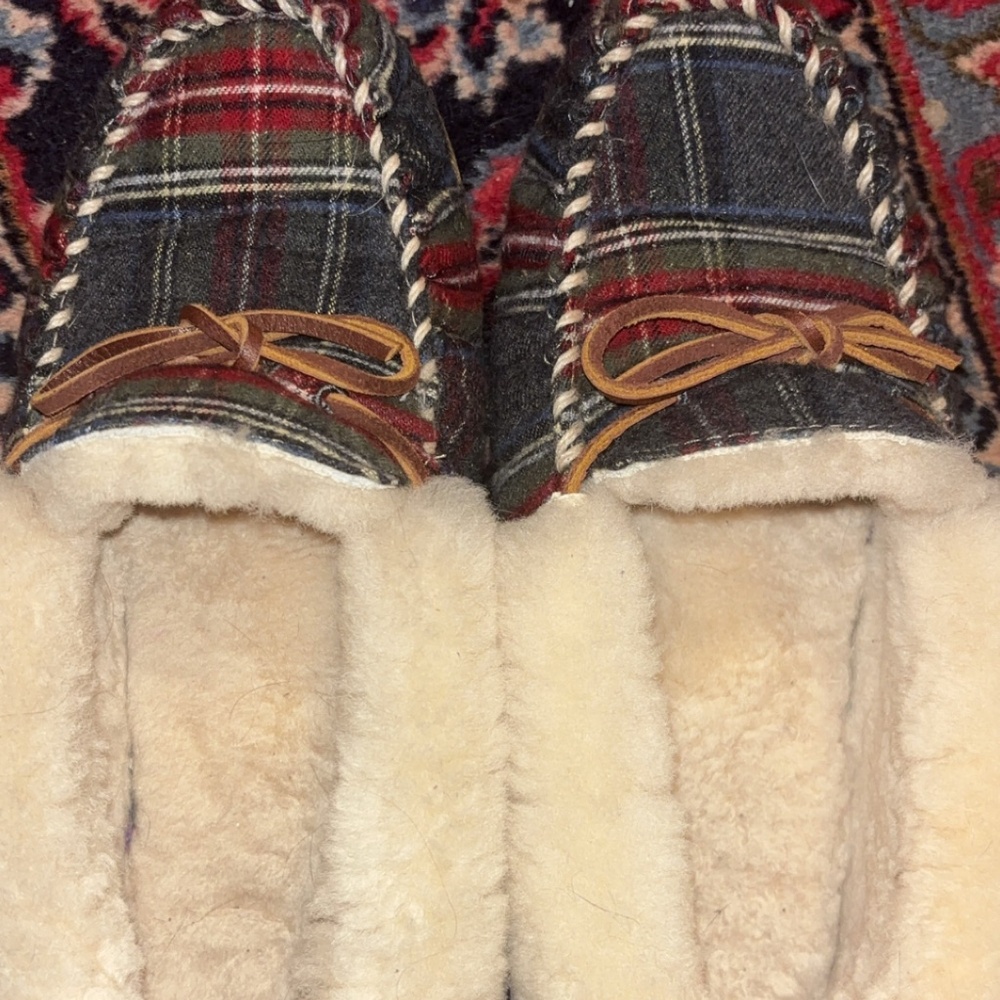 LL Bean Plaid Wicked Good Slippers Women 9